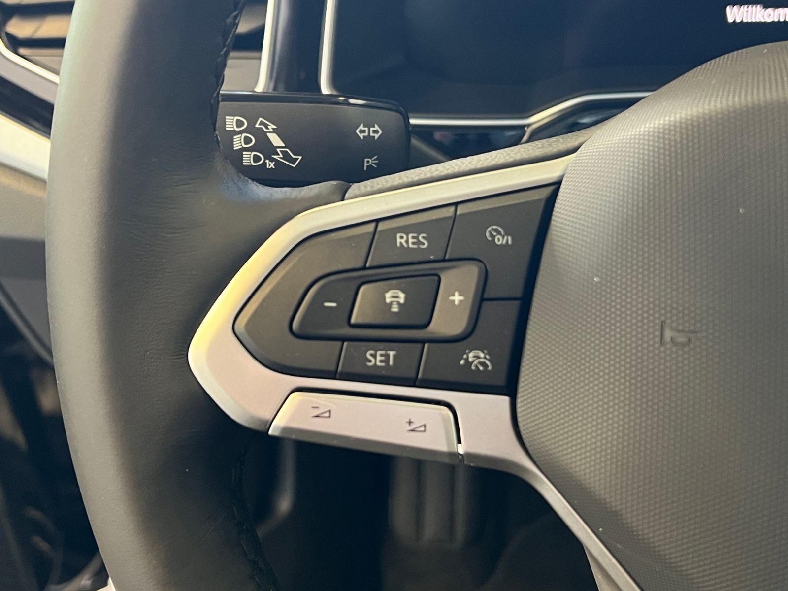 Fahrzeugabbildung Volkswagen Taigo GOAL 1.0 TSI *16"-LM, Navi, ACC*