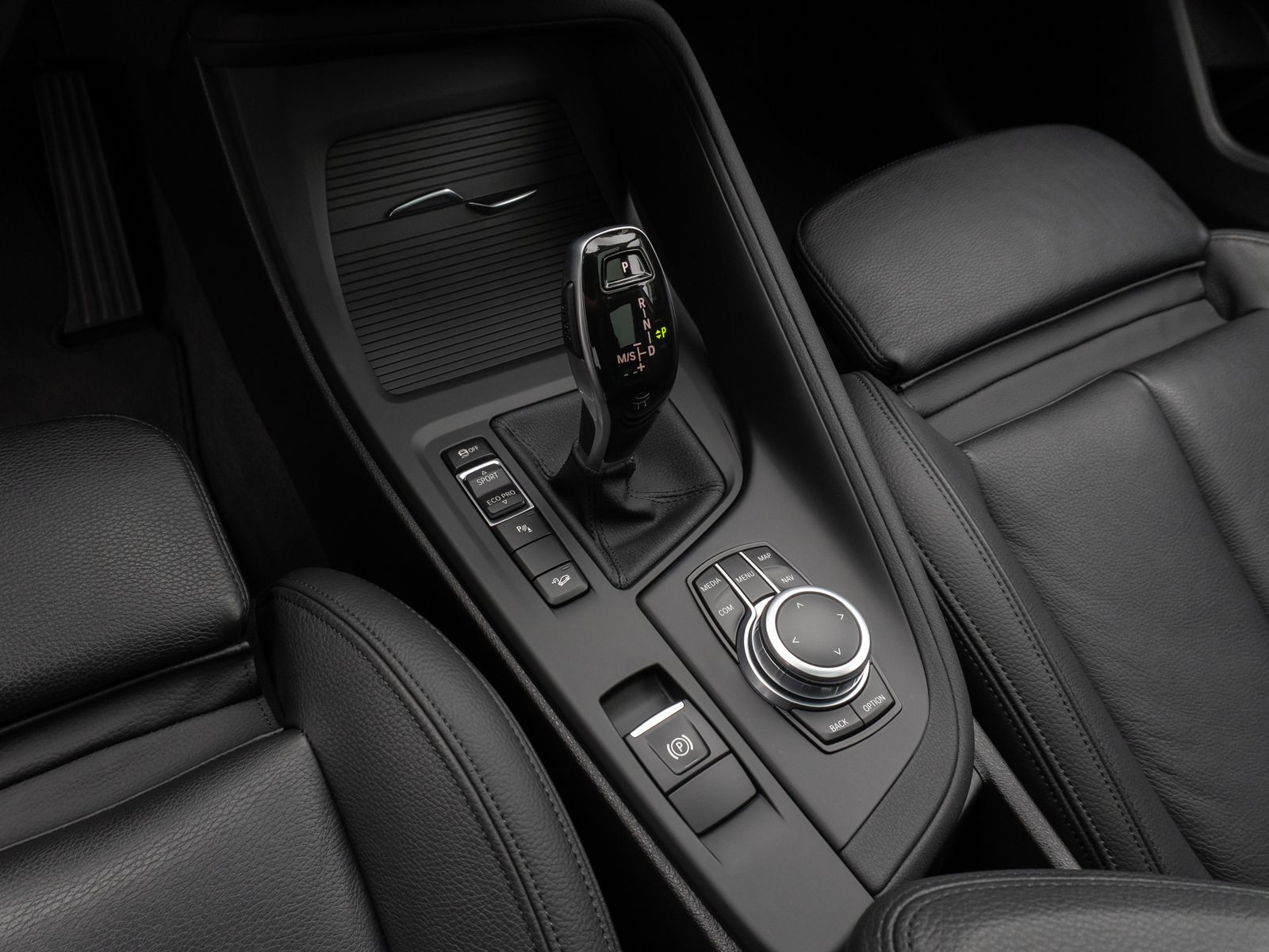 Fahrzeugabbildung BMW X1 xD20d ACC Kamera HUD DAB Memory Leder Panoram