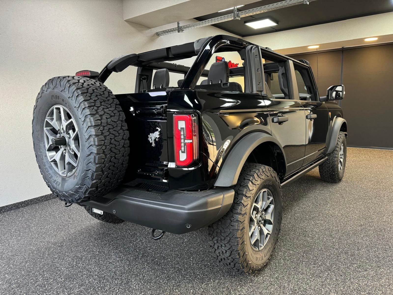 Fahrzeugabbildung Ford BRONCO BADLANDS ADVANCED-ECOBOOST 4x4-FIRST EDIT