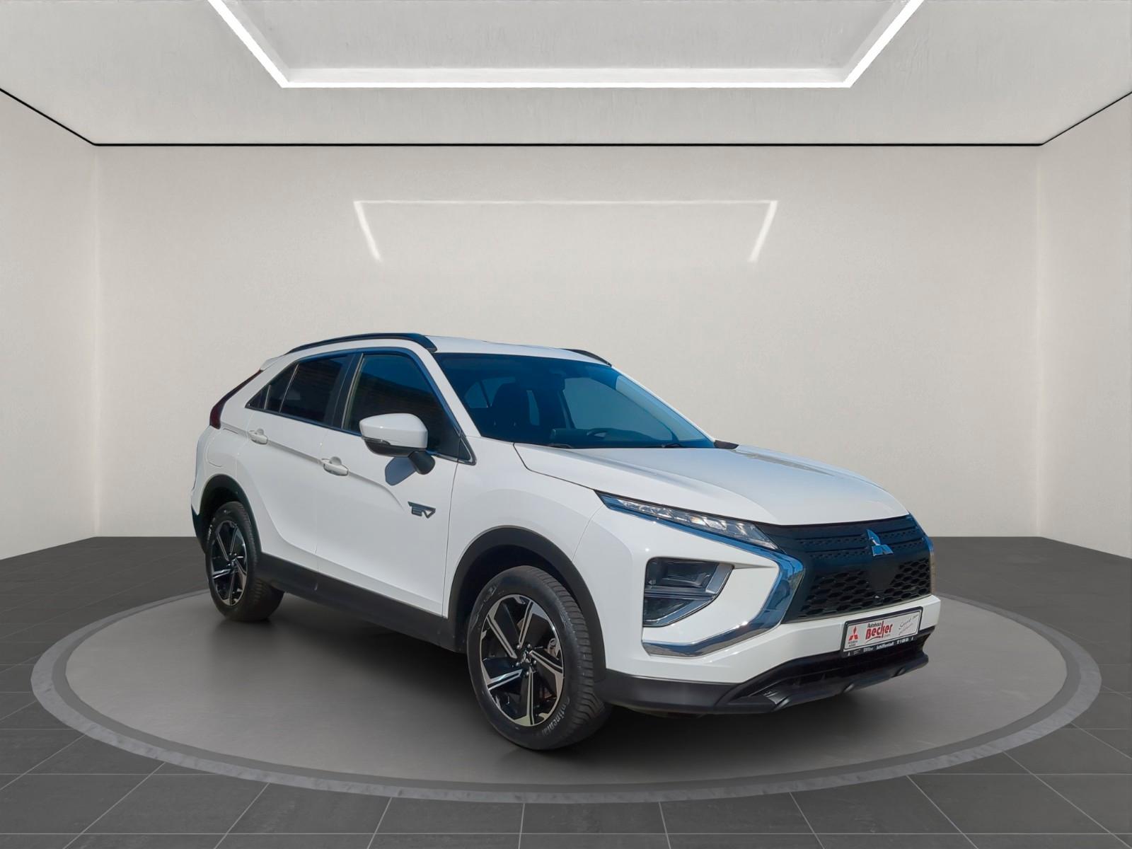 Mitsubishi Eclipse Cross Basis Hybrid 4WD RFK SHZ KLIMA ACP