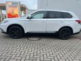 Mitsubishi Outlander Top 4WD 7 Sitzer - Mitsubishi Outlander: Weiß