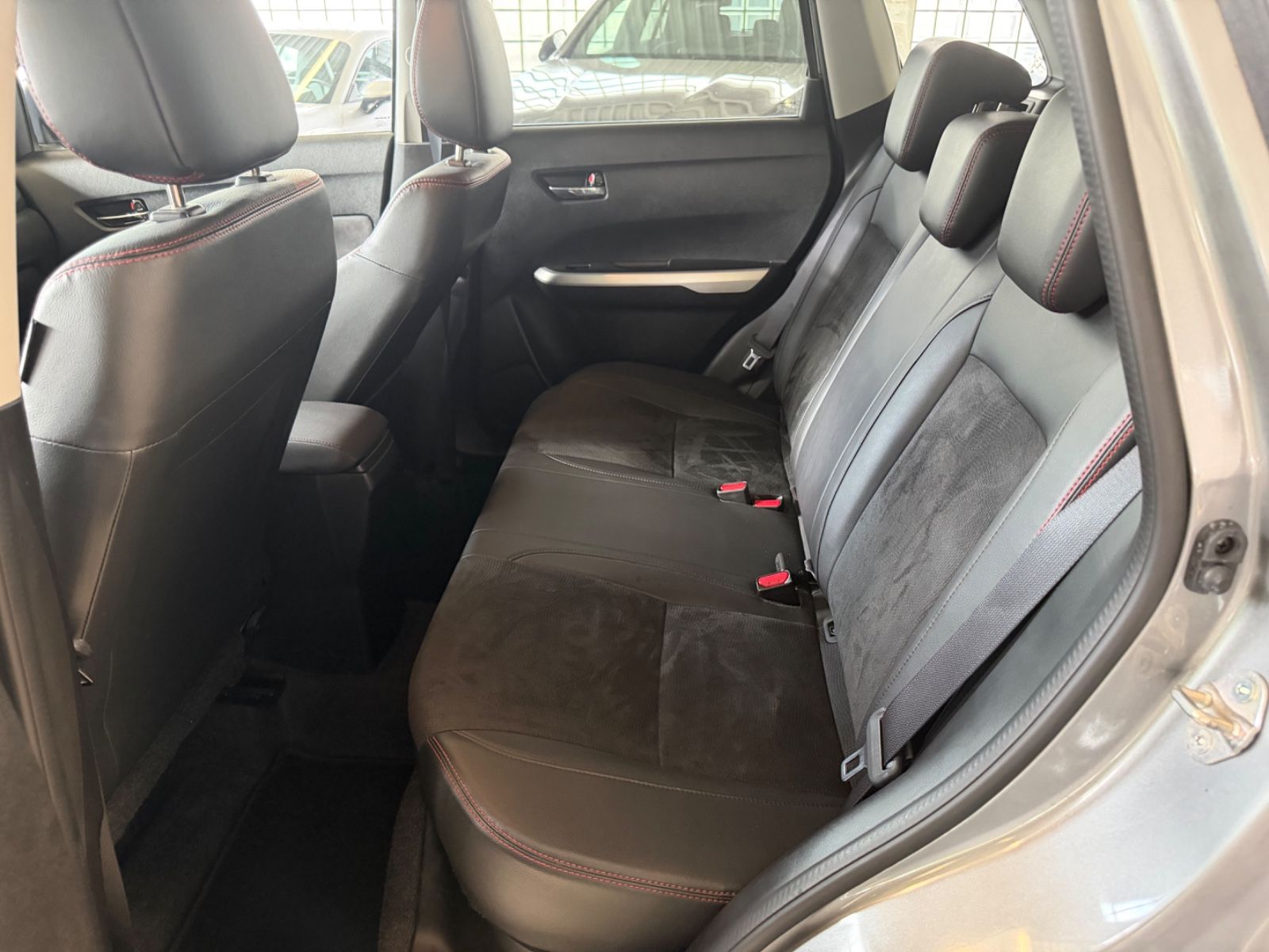 Fahrzeugabbildung Suzuki Vitara 1.4 S 4x4