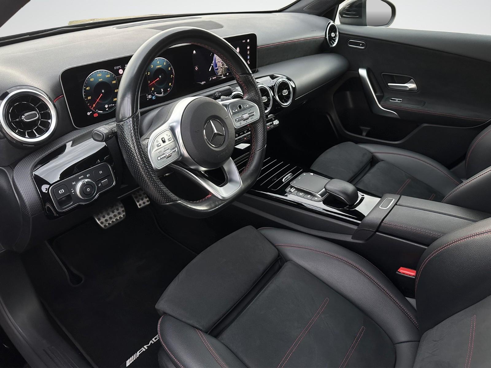 Mercedes-Benz A 250 AMG-Line GARANTIE/APPLE-CAR-PLAY/SPUR/LED