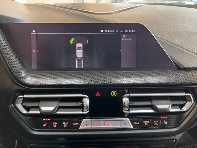 BMW 118 d Sport Line *LED*PDC*CARPLAY*TOUCH*SHZ*TEMP