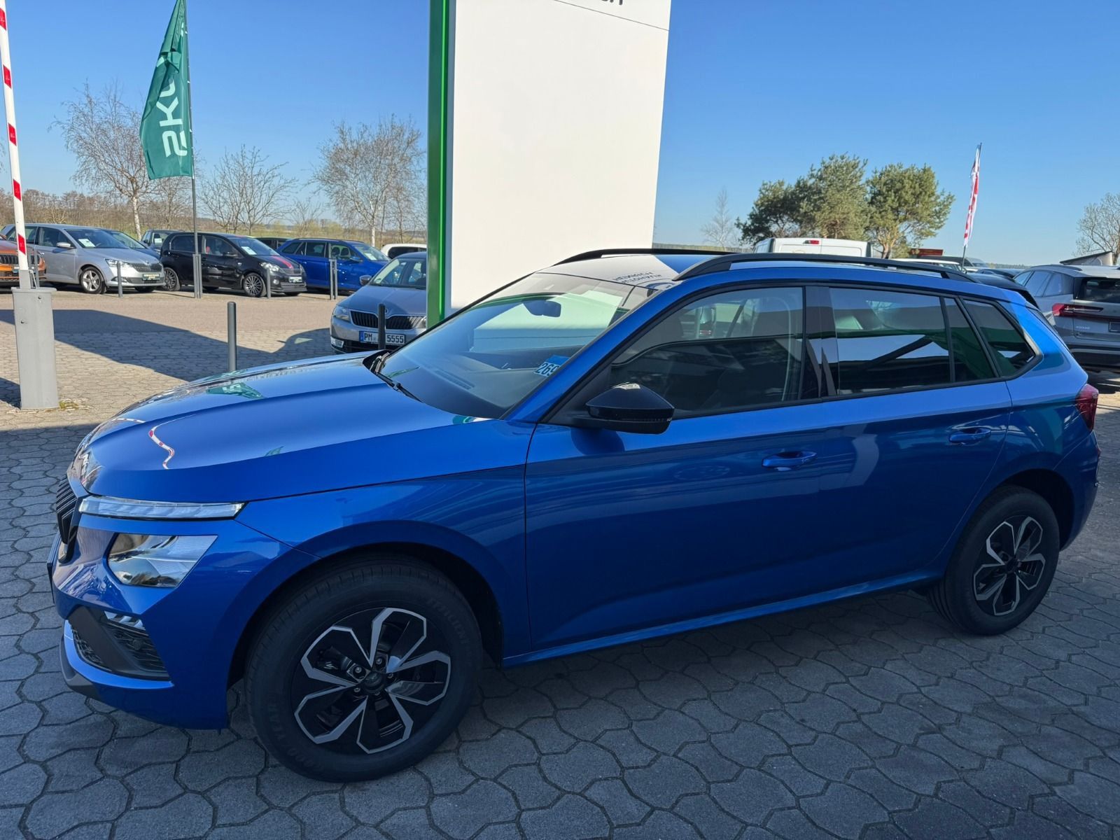 Fahrzeugabbildung SKODA Kamiq Selection 1,0 TSI 85 kW 7-Gang-DSG