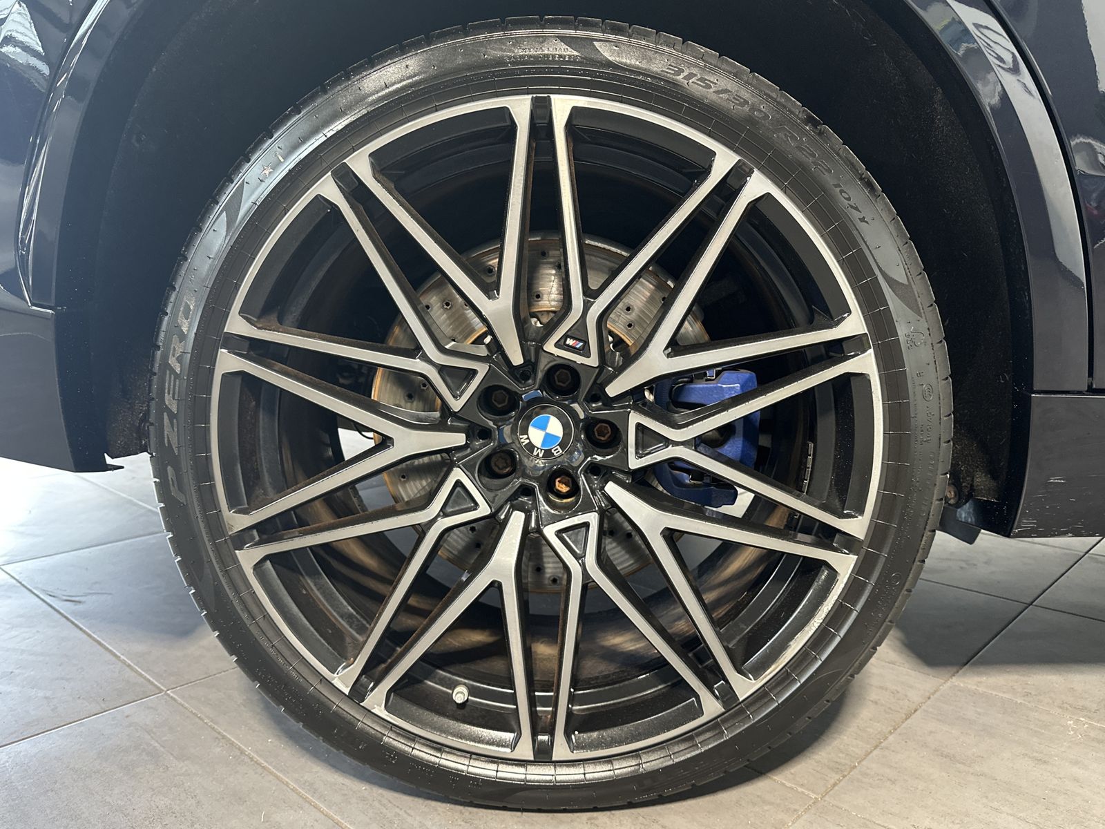 Fahrzeugabbildung BMW X5 M Competition M DRIVER'S+NAV+LED+360GRAD+22ZO