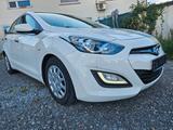 Hyundai i30 1.6/AUTOMATIK/EURO/5/KLIMA/ABS/NEU TUV AU - Hyundai i30 mit Benzin-Antrieb: Kleinwagen, Automatik