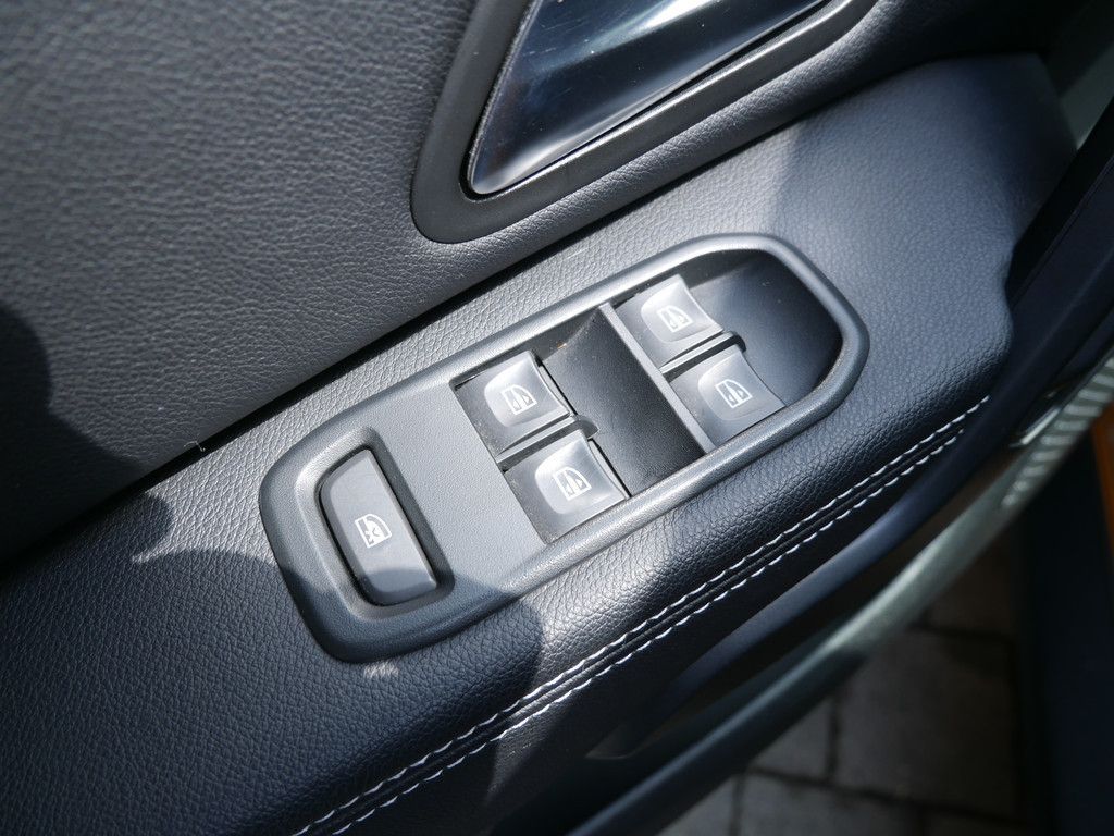 Fahrzeugabbildung Dacia Duster Prestige Blue dCi 115