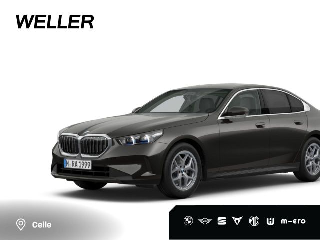 BMW 520i Limousine DA PA+ RFK HUD LCP DAB Ha/Ka Navi