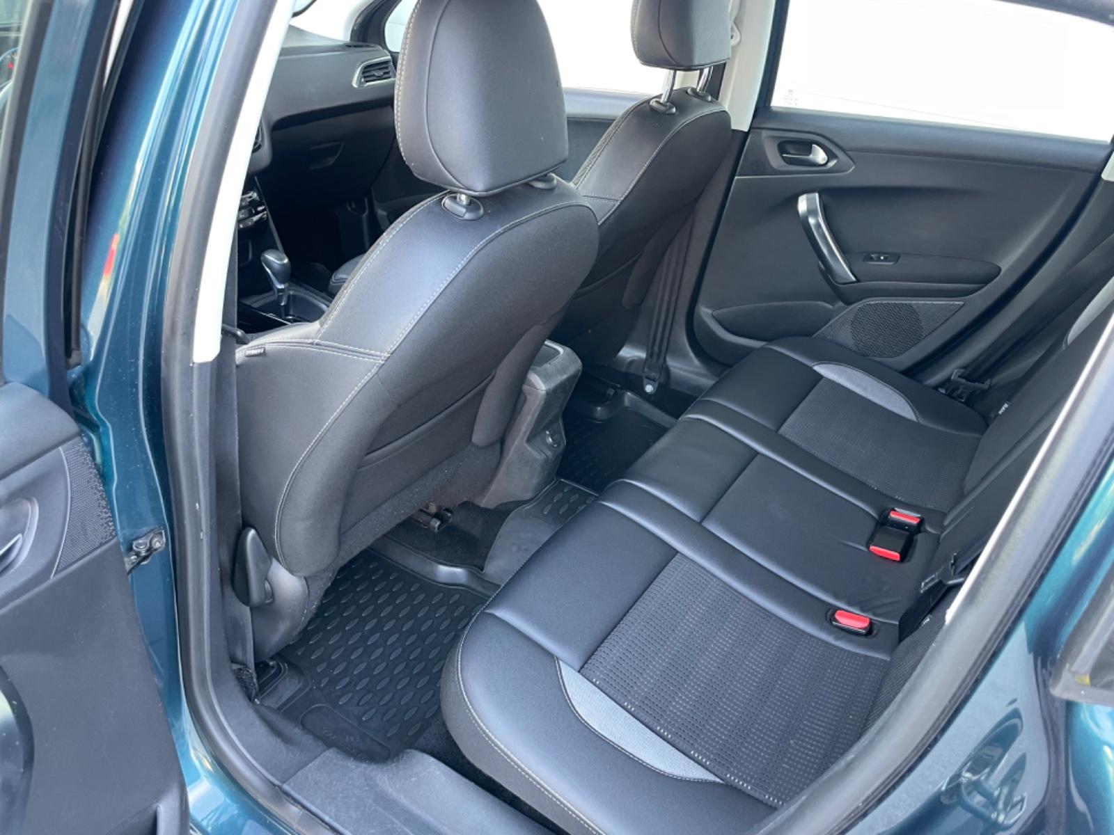Peugeot 2008 Allure Automatik/Leder/Klima