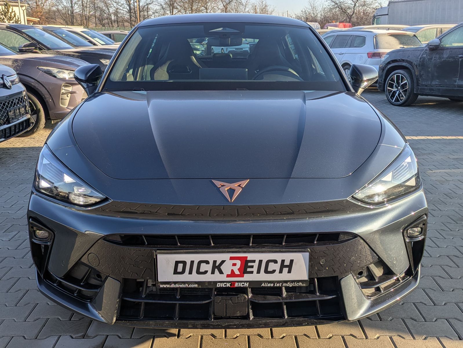 Fahrzeugabbildung CUPRA Leon 1.5 eTSI EDGE DSG*ACC*KAM*18"5JGARANTIE