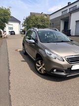 Peugeot 2008 Allure e-HDi FAP 115 STOP & START Allure - Peugeot 2008 mit Diesel-Antrieb: Limousine