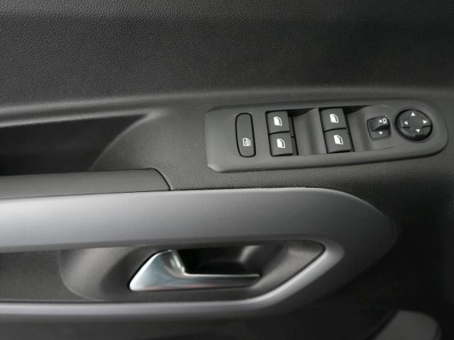 Combo E FACELIFT GS XL CDTI AT 7-SITZER+LED MATR