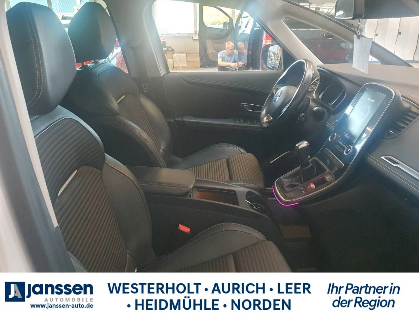 Fahrzeugabbildung Renault SCENIC BOSE Edition ENERGY TCe 140