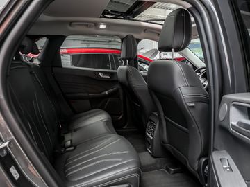 Ford Kuga 2.5 Plug-In Hybrid Vignale Stauassistent