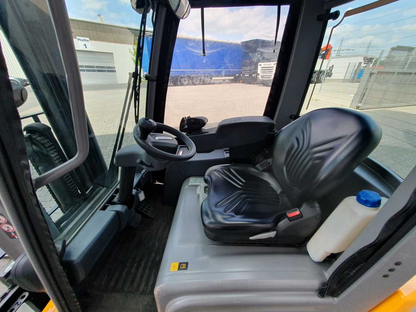 Fahrzeugabbildung Jungheinrich EFG 215 / Triplex 4.25m / SS / nur 1.680h / 2021