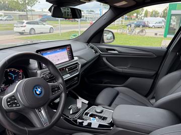 صورة مصغرة 14 لـ 2024 BMW IX3