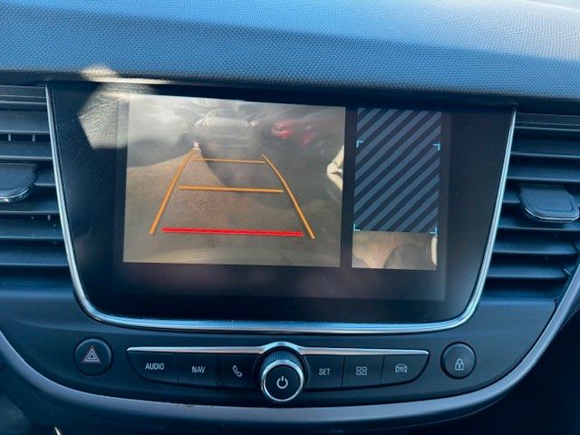 Fahrzeugabbildung Opel OPEL Crossland  NAVI KAMERA LANE
