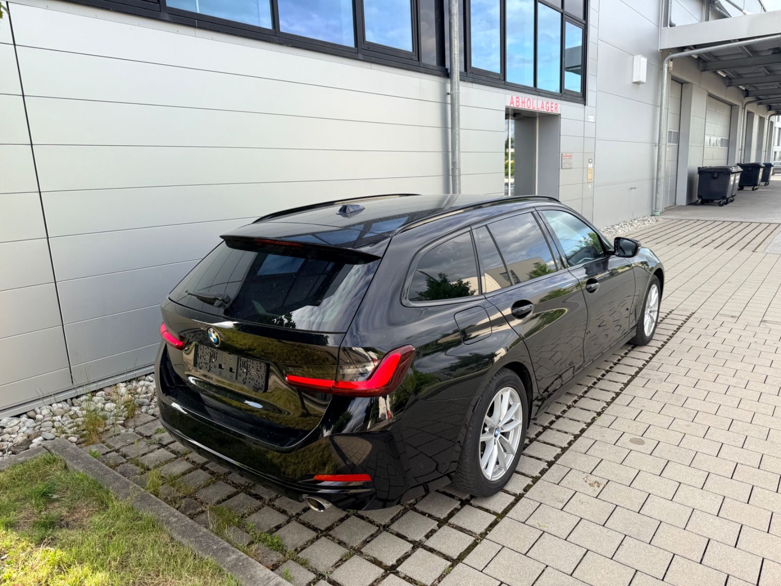 BMW 318i Touring Autom. Navi/LED/Live Cockpit Plus foto 18