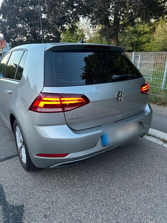 Image of Volkswagen Golf