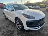 Porsche Macan GTS - weiße Porsche Macan