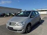 Mercedes-Benz B180 CDI*AUTOM*PANORAMA* El.Sitze*PDC*NAVI*SiHz - gebrauchte Mercedes-Benz B 180 aus dem Jahr 2006