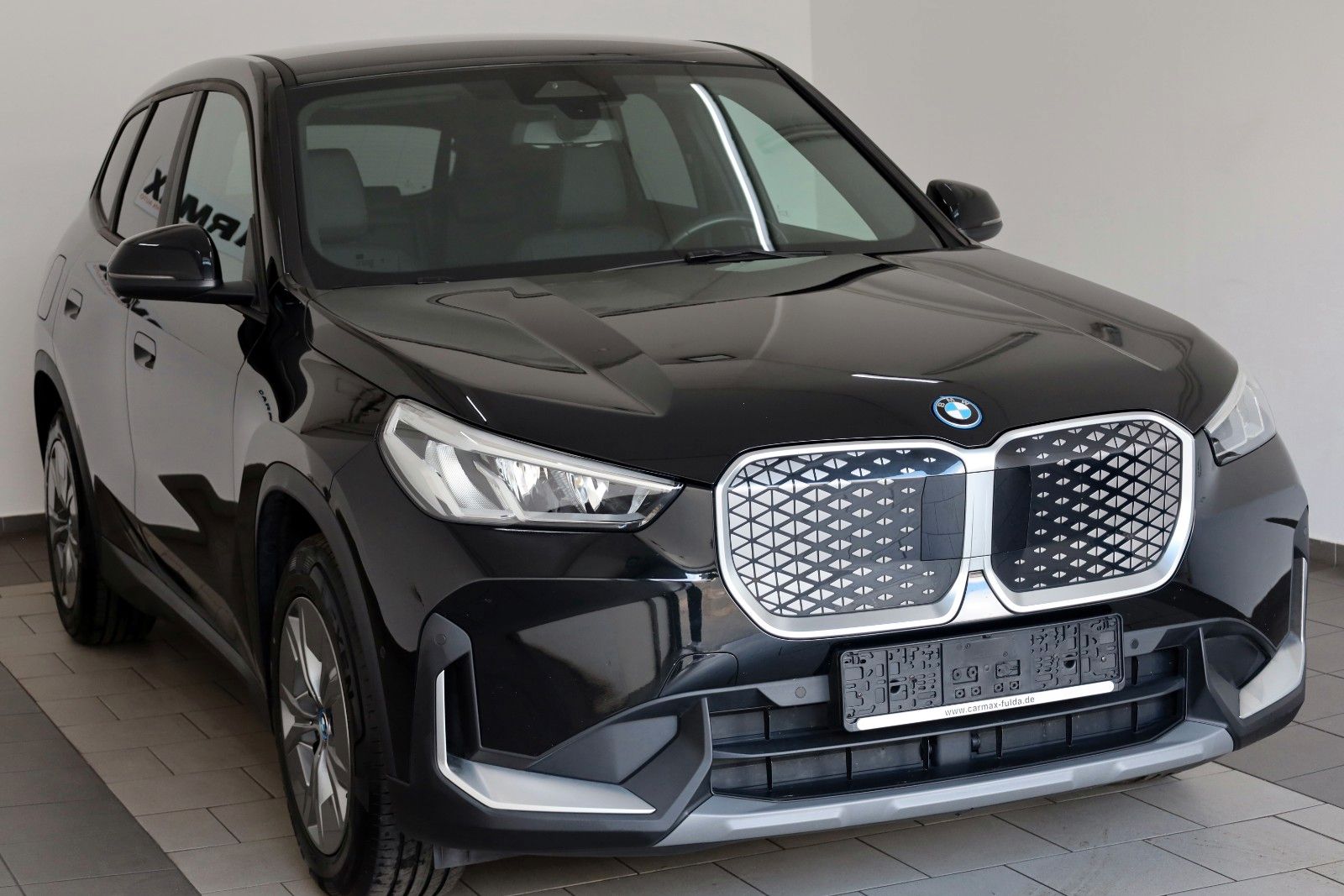 Fahrzeugabbildung BMW iX1 20 eDrive 68KWH Leder,Navi,LED,Parkassistent