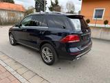 Mercedes-Benz GLE 350 d 4MATIC  - blaue Mercedes-Benz GLE 350