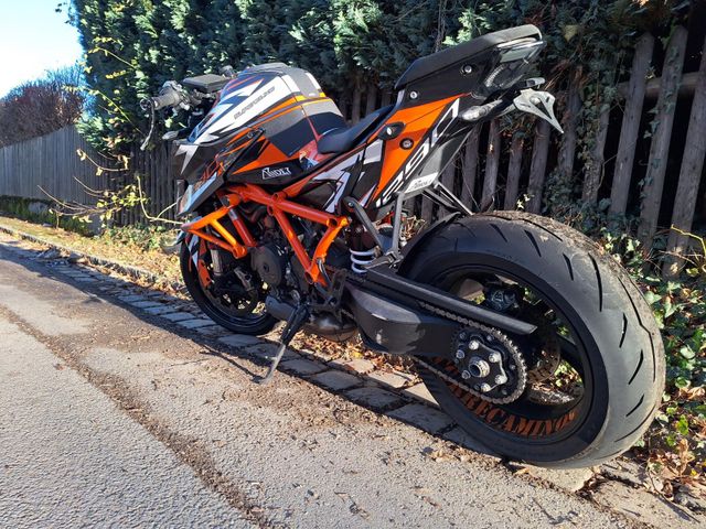 KTM 1290 Superduke R Super Duke