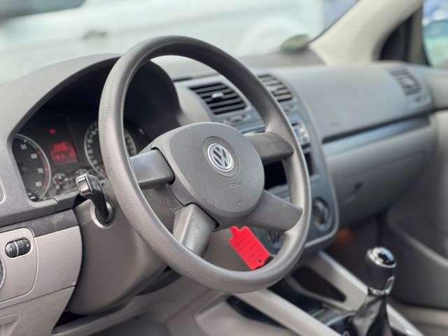 Fahrzeugabbildung Volkswagen Golf V Lim. Comfortline