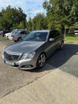 Mercedes-Benz Mercedes E-Klasse 250 CDI - Mercedes-Benz E 250 in Frankfurt (Main)