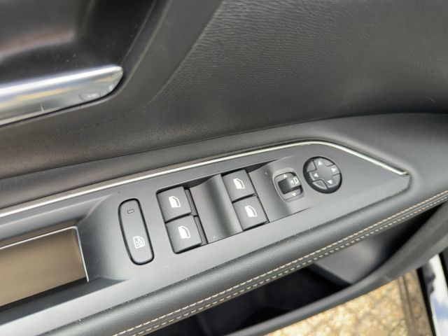 Foto Nummer 13: PEUGEOT 5008