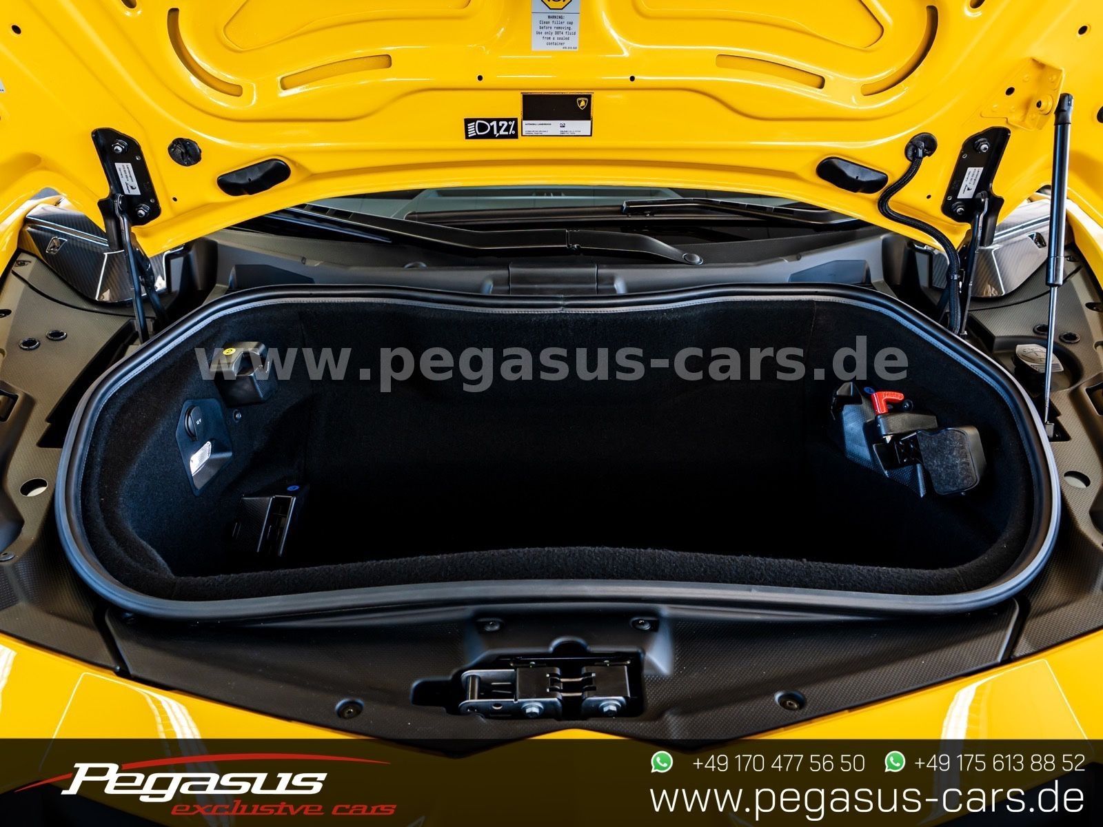 LAMBORGHINI Aventador - 50