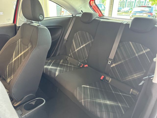 Opel Corsa  E Color Edition