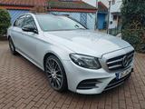 Mercedes-Benz E 400 4MATIC AMG Line Autom. AMG Line - Mercedes-Benz E-Class in Frankfurt (Main)