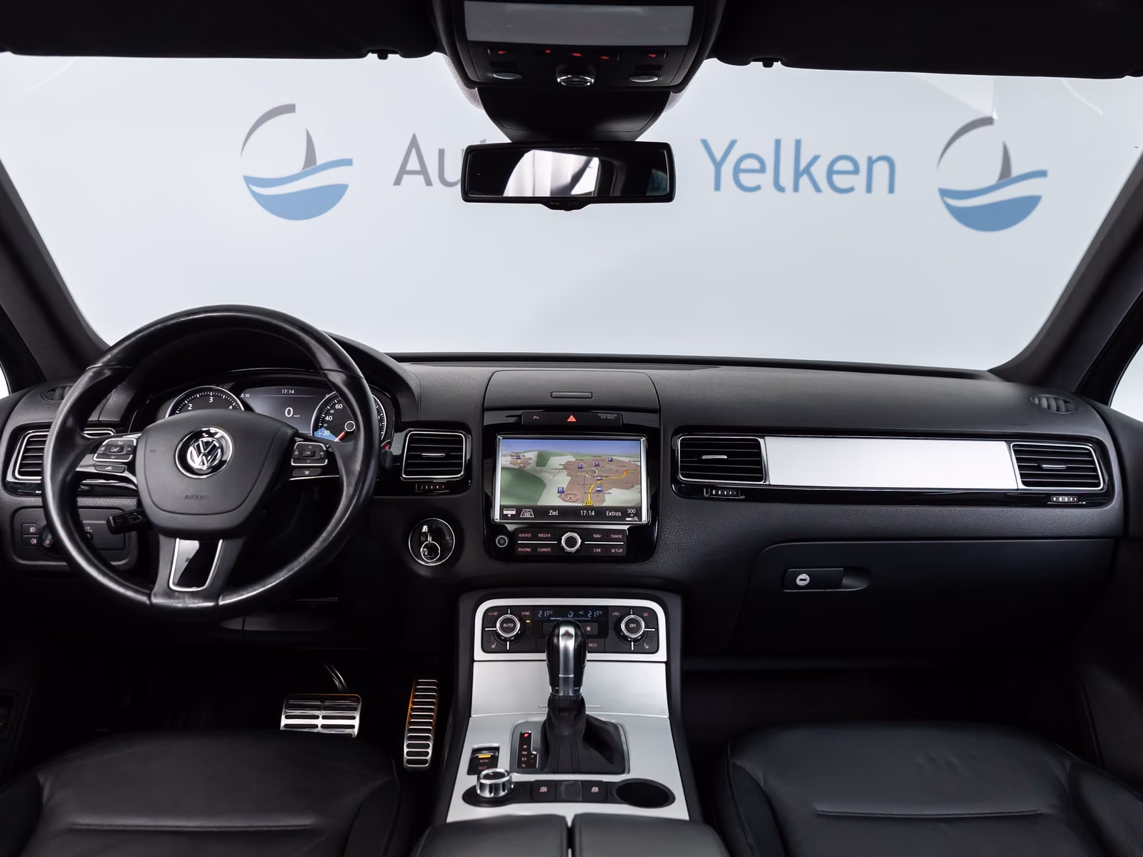 Volkswagen Touareg 3.0 TDI V6 *BI-XENON*PANO*NAVI*SPORT