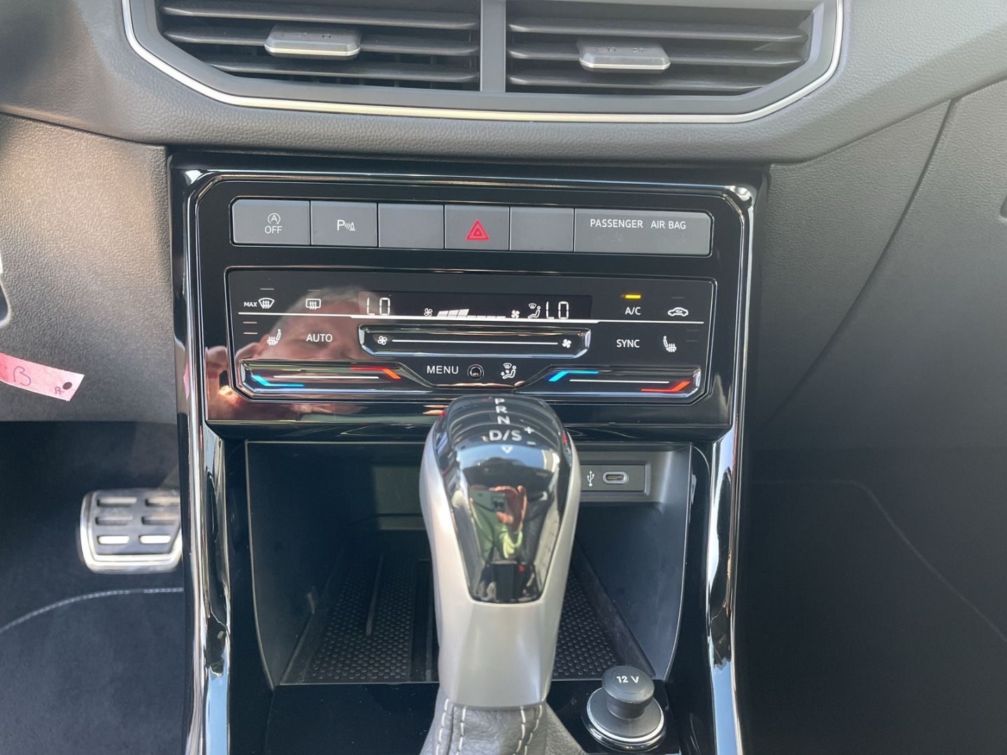 Volkswagen T-Cross - Bild 14
