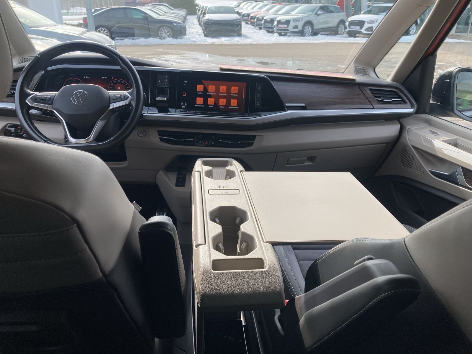 Fahrzeugabbildung Volkswagen T7 Multivan TDI STYLE DSG MATRIX ACC AHZV