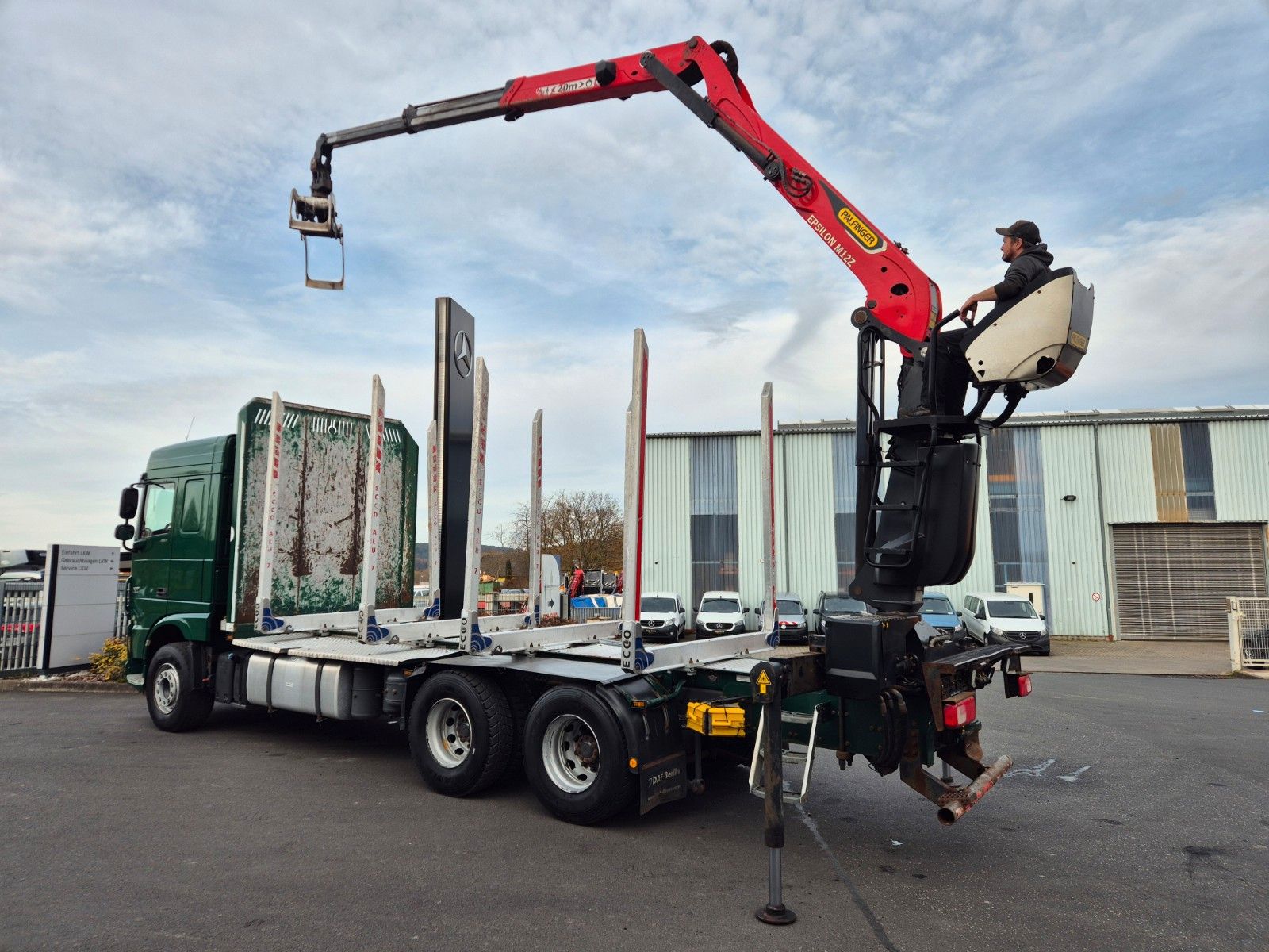 Fahrzeugabbildung DAF XF 460 6x4 Epsilon M12Z91