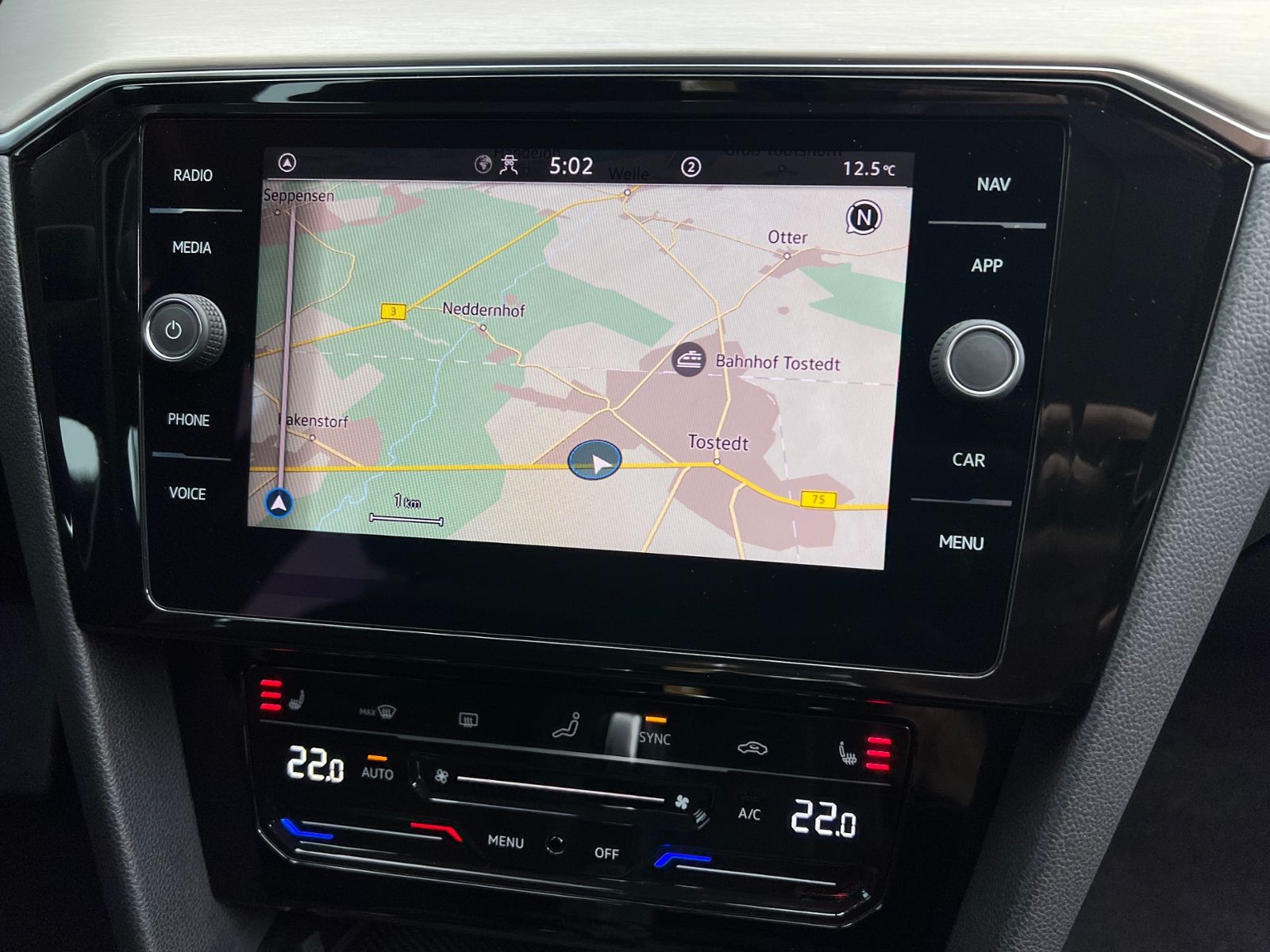 Fahrzeugabbildung Volkswagen Passat Variant Elegance 1.5 TSI DSG *LED, Digita