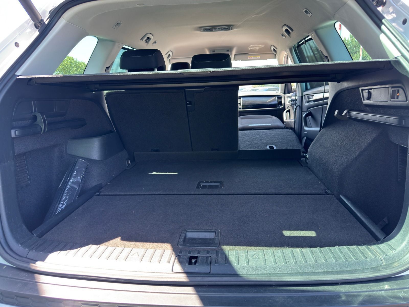 Fahrzeugabbildung SKODA Kodiaq 2.0 TSI Drive 125 4x4*360°Cam*AHK*SideAss