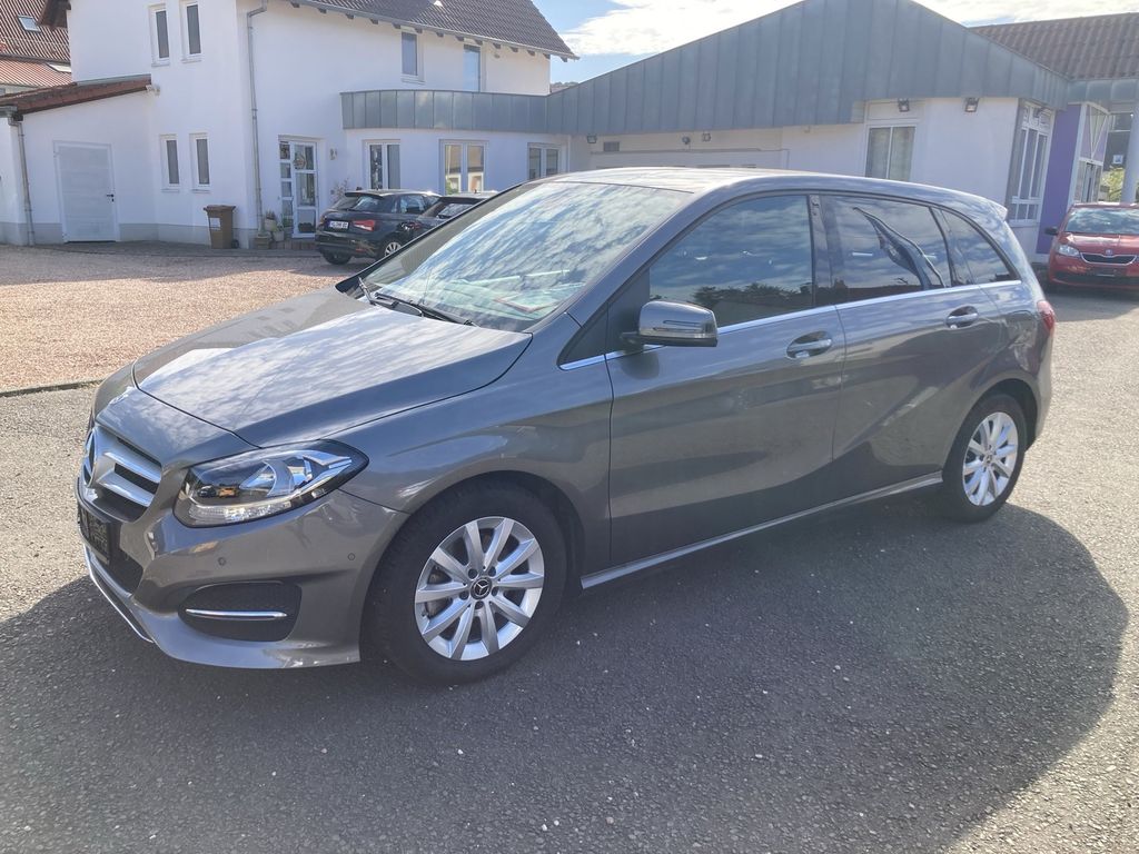 Image of Mercedes-Benz B 200
