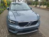 Volvo XC40 T4 Momentum Pro Geartronic von Privat - Volvo XC40 in Mainz
