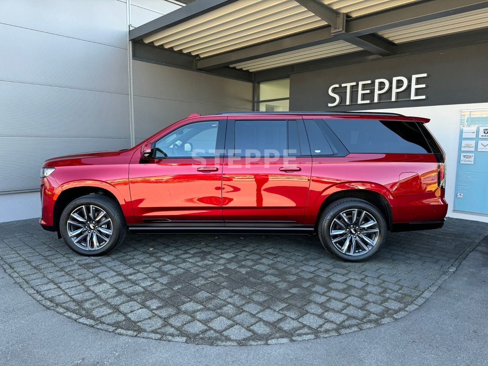 Cadillac Escalade 6.2 V8 ESV Sport Platinum EU-Navi AHK