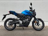 Honda CB125R | Vorführer | 6 Jahre Garantie - HONDA CB 125 J