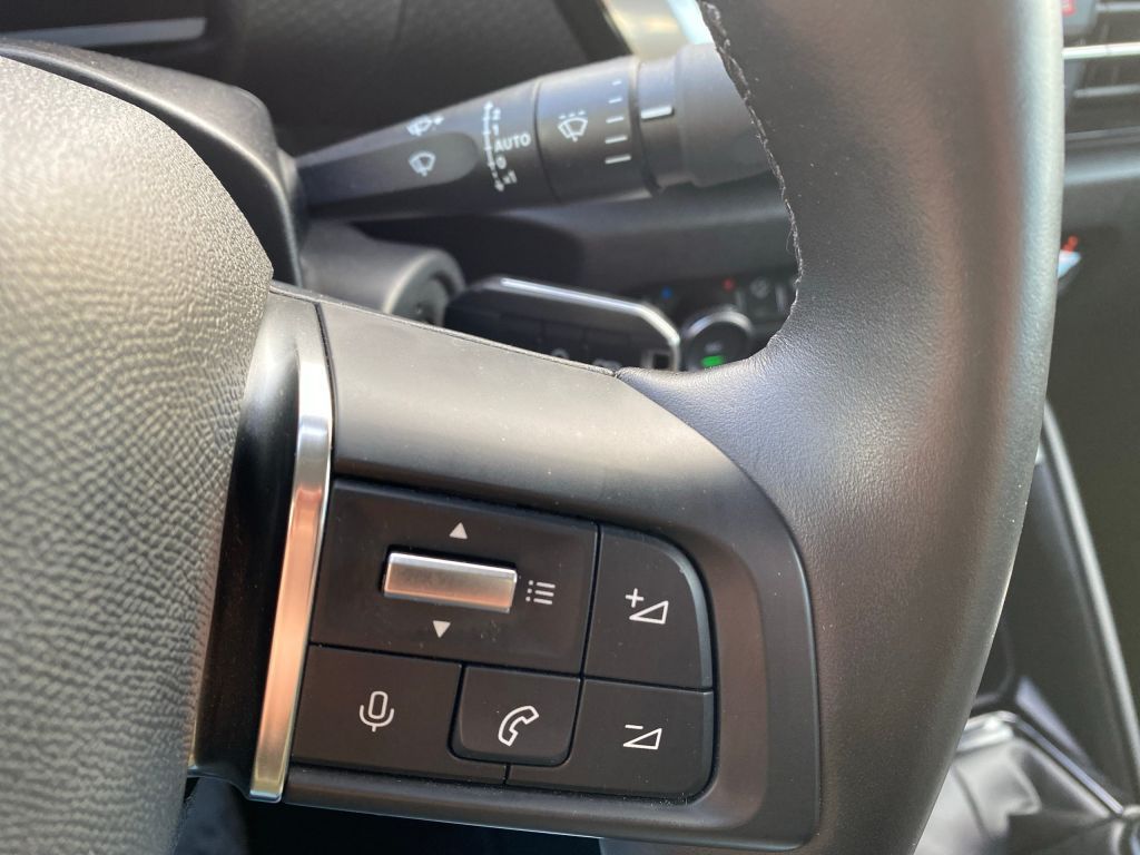 Fahrzeugabbildung Citroën C4 PureTech 130 S&S FEEL PACK *Kälte-Paket*