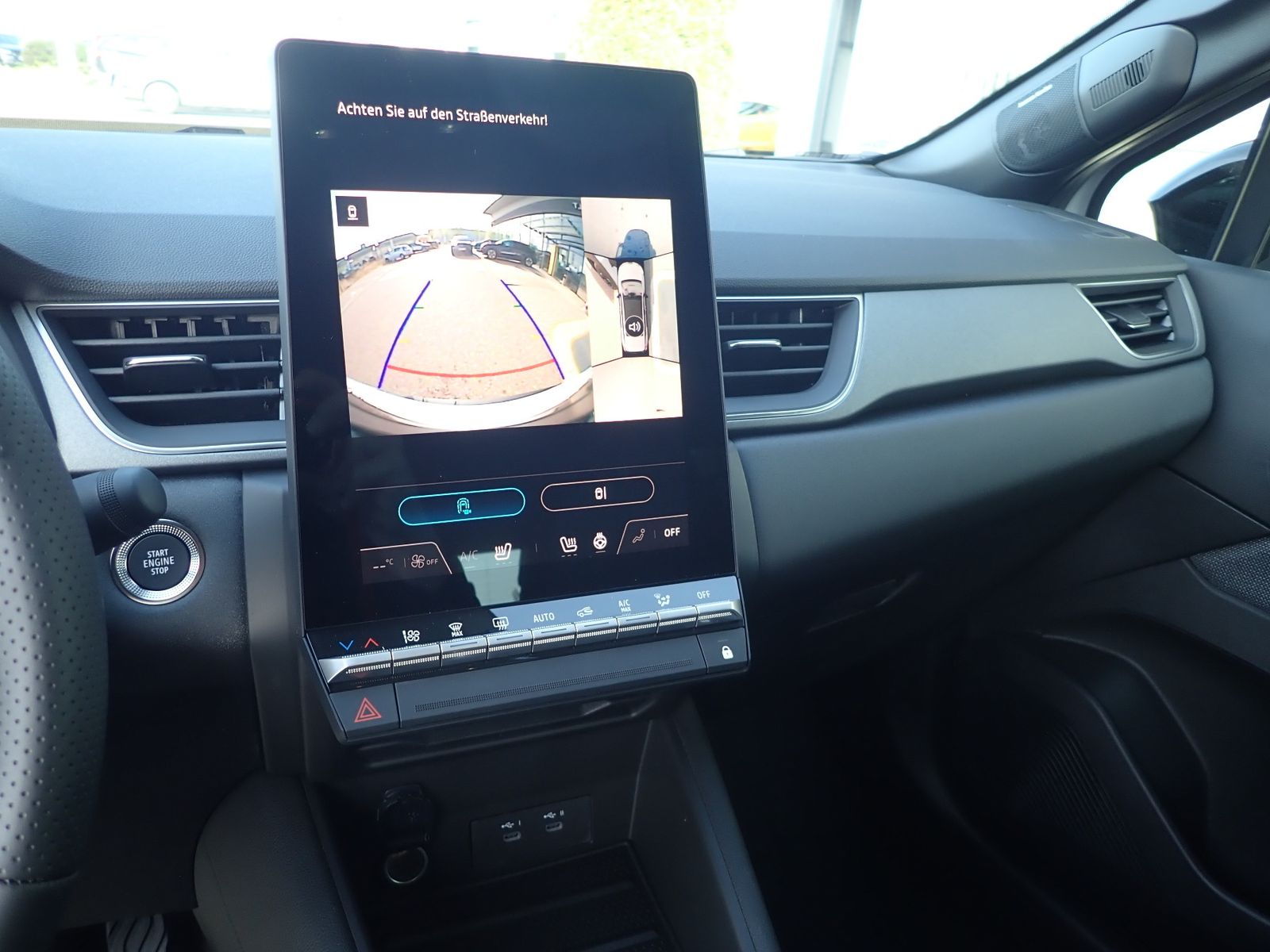 Fahrzeugabbildung Renault Captur Techno Mild Hybrid 160 EDC