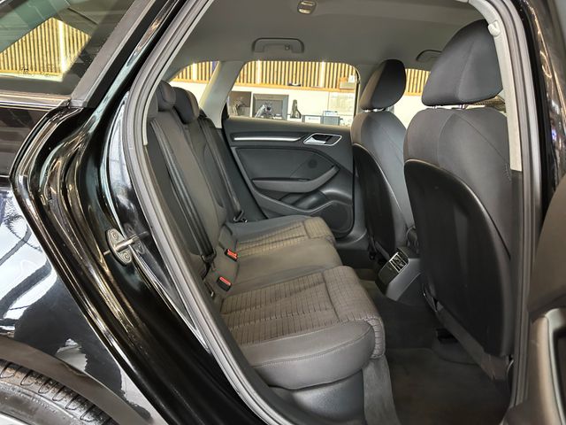 MYAUTOCENTER – Gebraucht- und Jahreswagen mit Werkstattservice in Pfaffenhofen Audi A3 Sportback ambition *Spurhalte*Totwinkel*Xenon