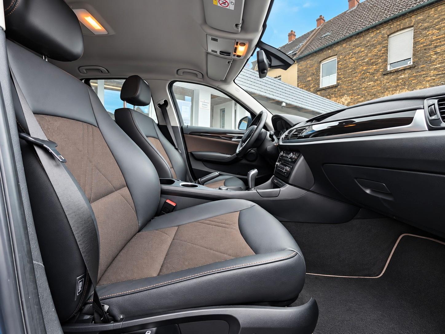 BMW X1 sDRIVE 18i 150ch X-LINE - GPS - SIÈGES CHAUFFANTS - RADARS AVANT/ARRIÈRE - XÉNON - CLIM BIZONE