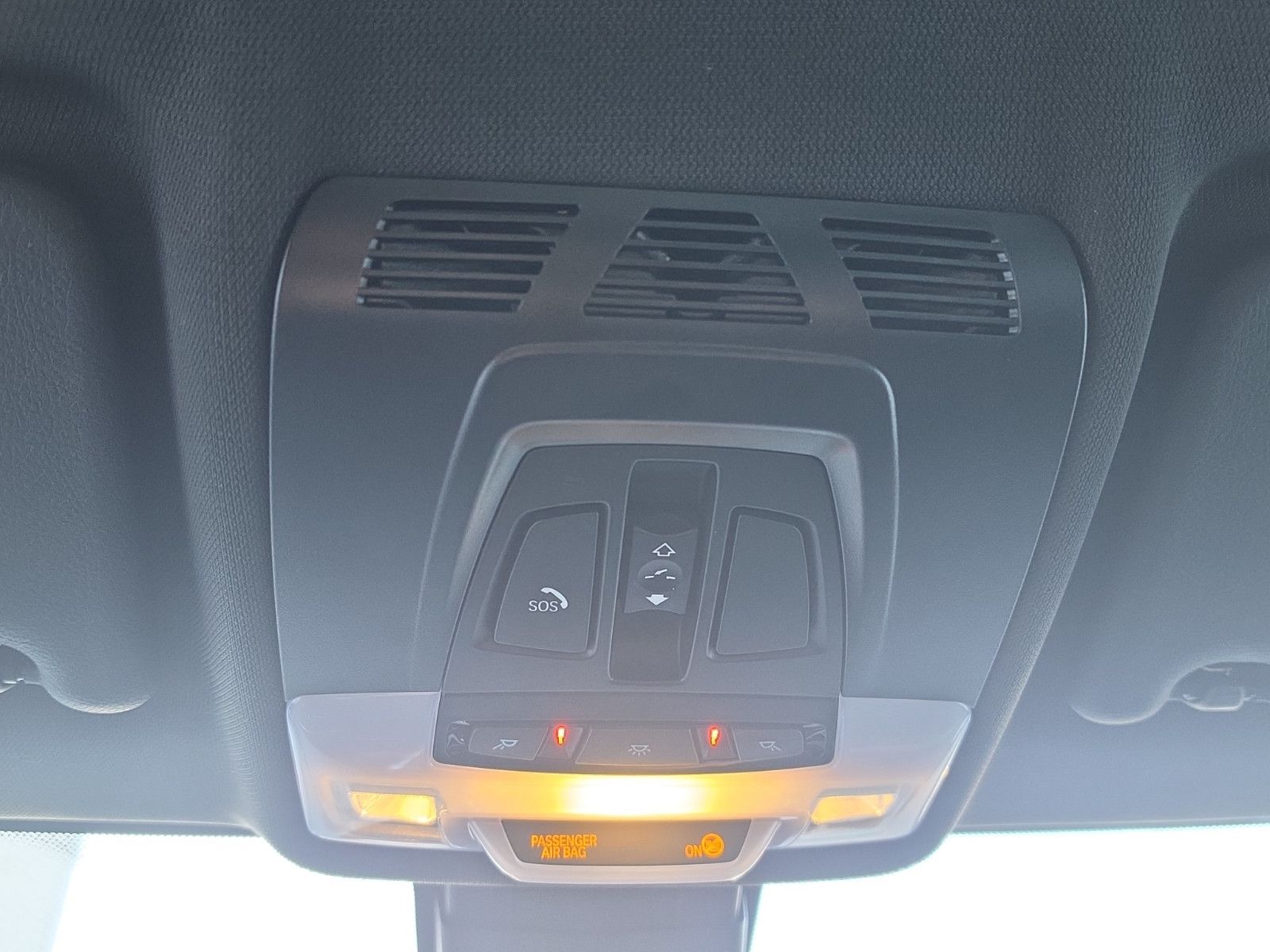 Fahrzeugabbildung BMW 2 Active Tourer 218 d Sport Line Sport-Automatik